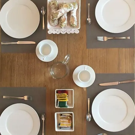 Del Corso Panzió Capo dʼOrlando