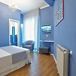 Del Corso Oda ve Kahvaltı Capo dʼOrlando