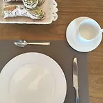 Oda ve Kahvaltı Del Corso
