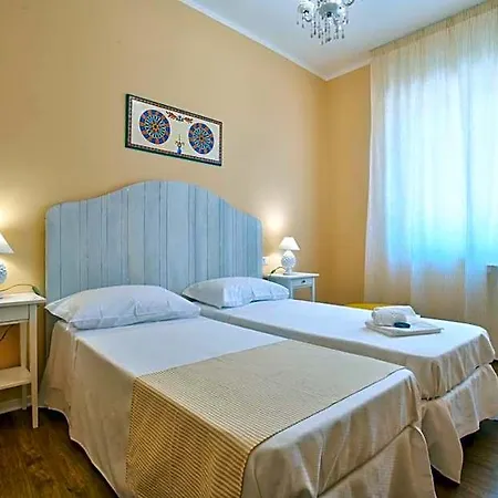 Bed and breakfast Del Corso - & Rooftop, Aeolian View Capo dʼOrlando